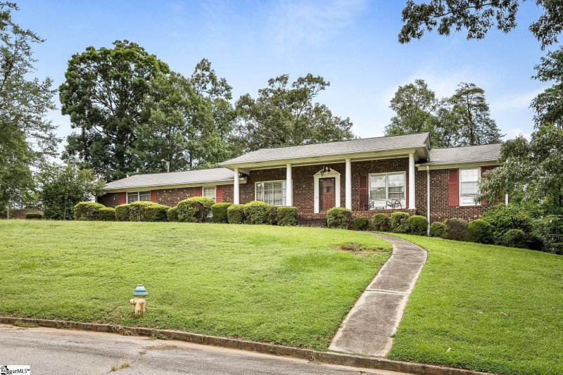 116 Mount Vernon Circle