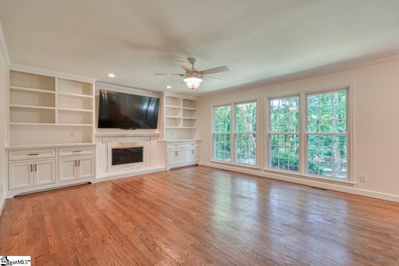 Property image 4 at 216 Bent Oak Way, Spartanburg, SC 29301