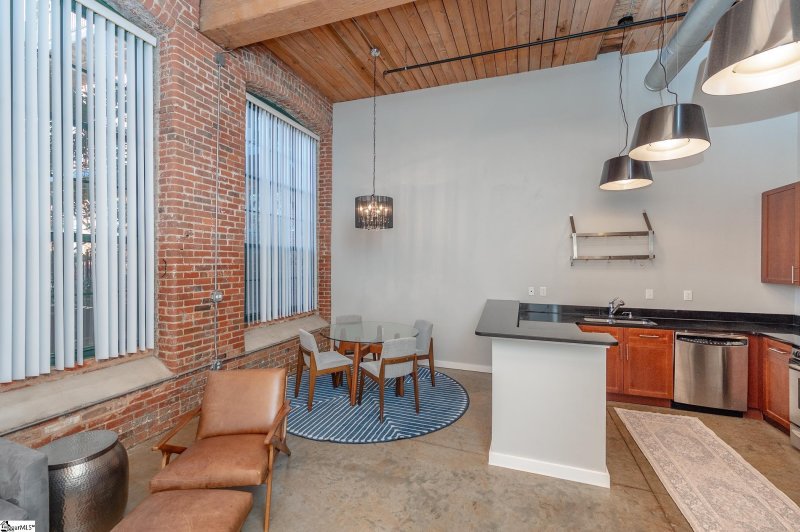 Property image 4 at 400 Mills Avenue, Greenville, SC 29605