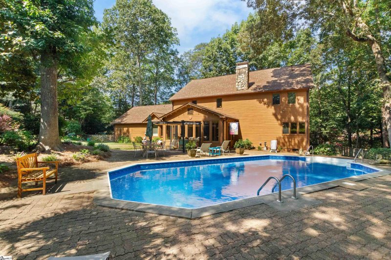 Property image 2 at 202 Terra Woods Lane, Greenville, SC 29615