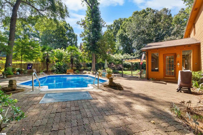 Property image 3 at 202 Terra Woods Lane, Greenville, SC 29615