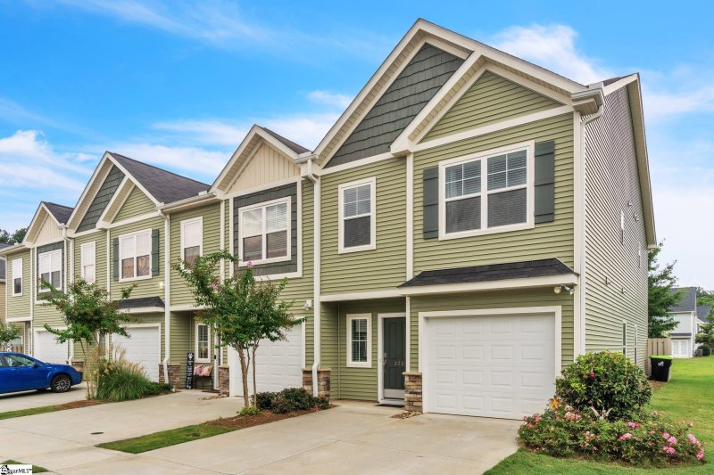 Property image 2 at 123 Bluet Lane, Taylors, SC 29687