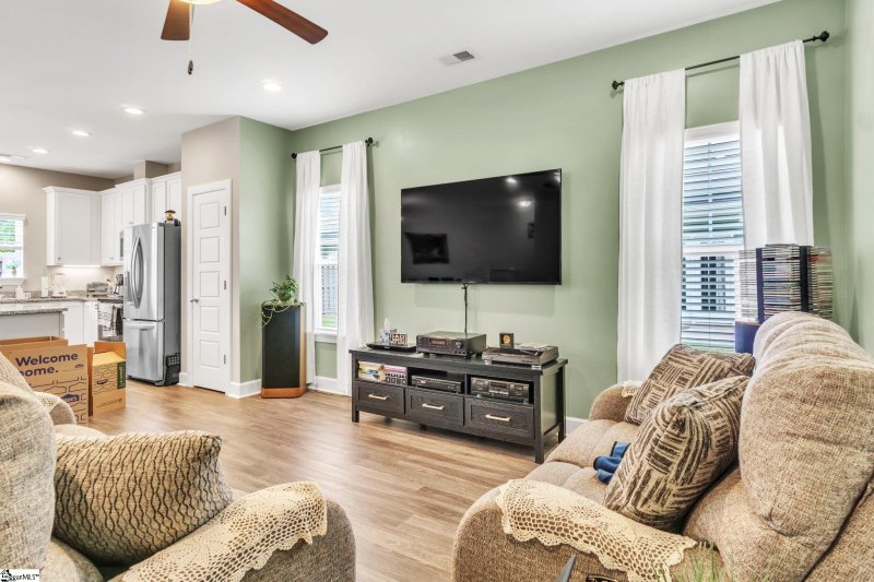 Property image 4 at 123 Bluet Lane, Taylors, SC 29687