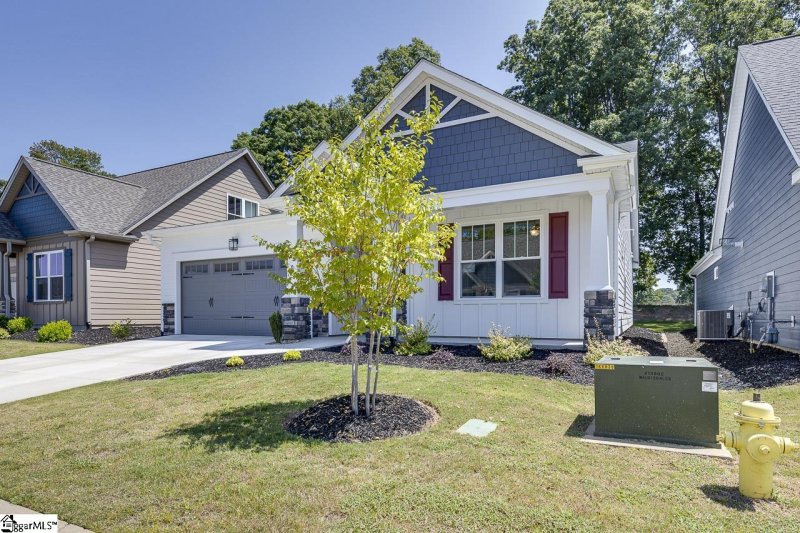 Property image 3 at 9 Pineglen Court, Simpsonville, SC 29680