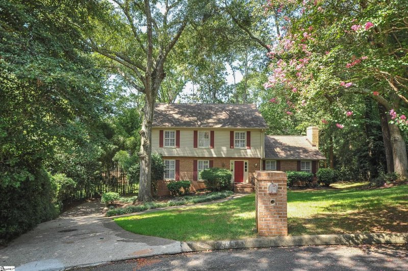 304 Middle Brook Court