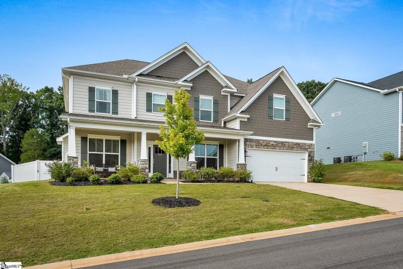 Property image 2 at 107 Juniper Hill Drive, Easley, SC 29642