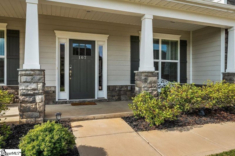 Property image 3 at 107 Juniper Hill Drive, Easley, SC 29642