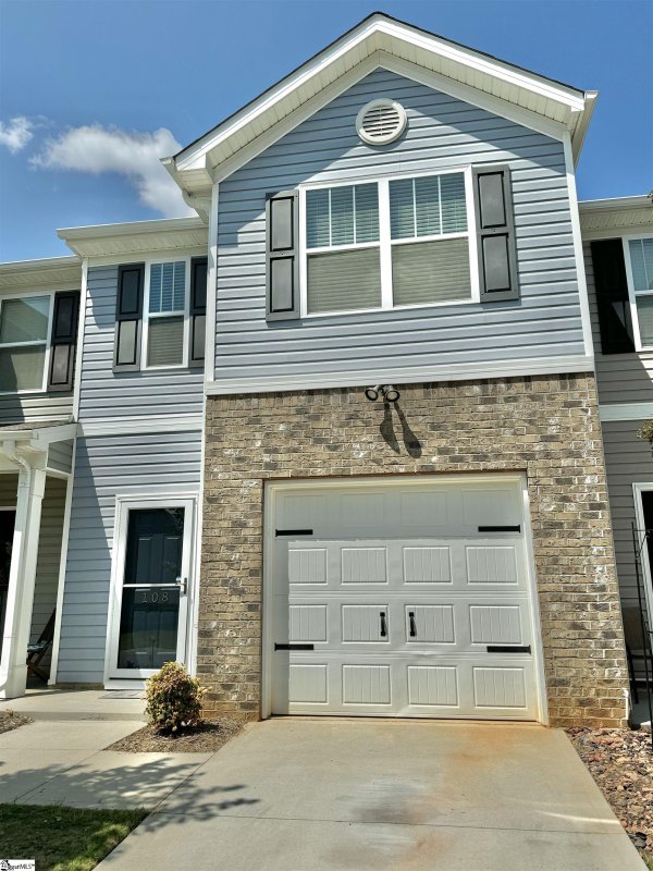 Property image 3 at 108 Southridge Court, Easley, SC 29642