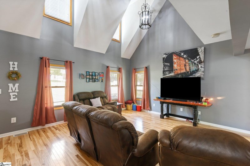 Property image 5 at 125 Kennelworth Way, Easley, SC 29640