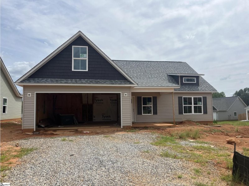 Property image 2 at 200 Kahlen Court, Piedmont, SC 29673