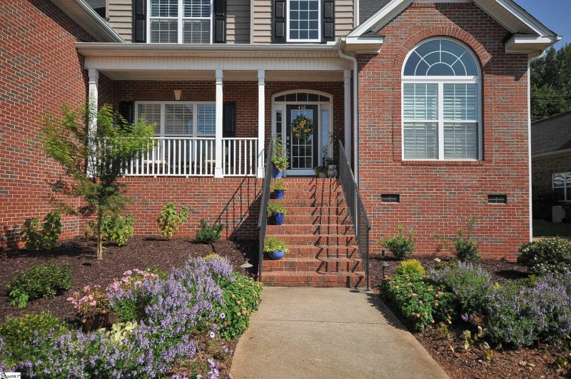 Property image 3 at 402 Gladstone Way, Greer, SC 29651