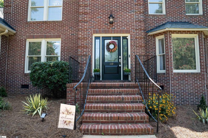 Property image 2 at 119 Circle Slope Drive, Simpsonville, SC 29681-5852