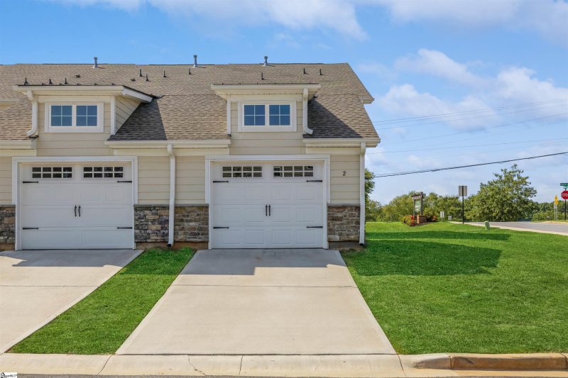 Property image 3 at 2 Gaskins Trail, Travelers Rest, SC 29690