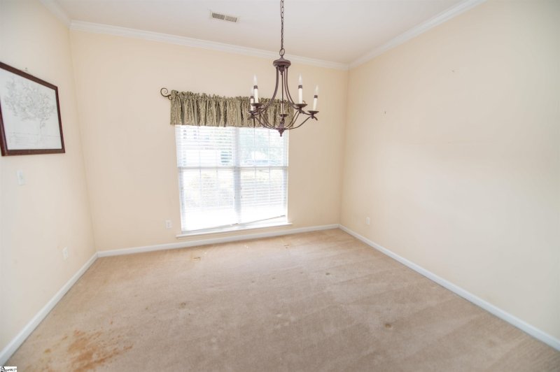 Property image 3 at 747 Thistlewood Drive, Duncan, SC 29334