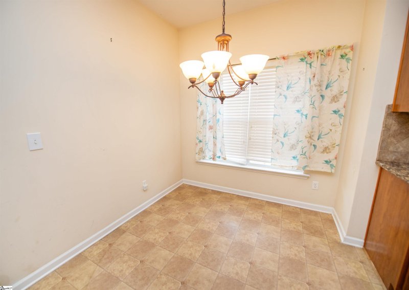 Property image 5 at 747 Thistlewood Drive, Duncan, SC 29334