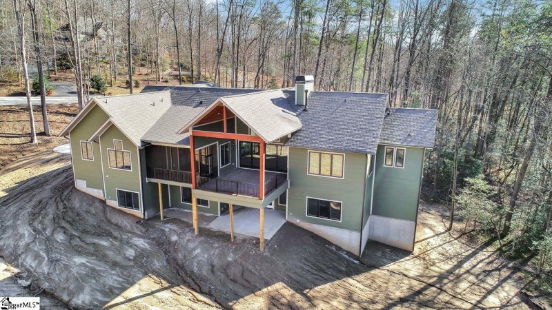 Property image 3 of 115 Garden Gate Trail in Garden Gate, Marietta, SC 29661
