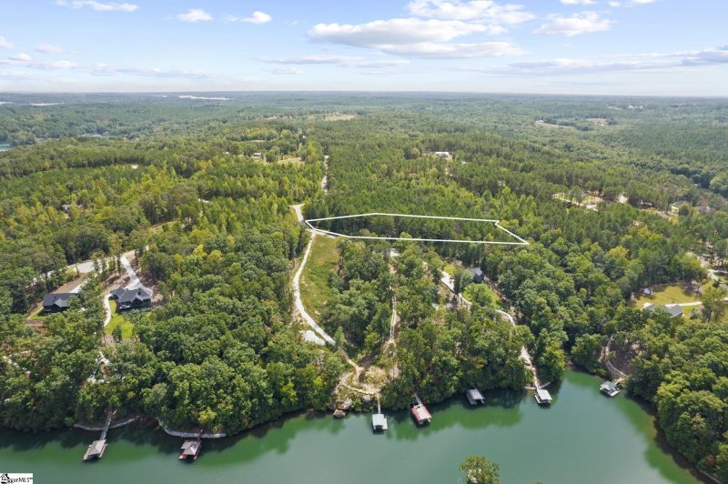 Property image 2 at 73 River Cove Drive, Seneca, SC 29672