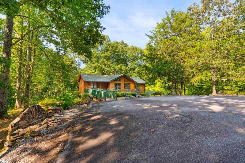 Property image 3 at 106 Waucondo Trail, Pickens, SC 29671