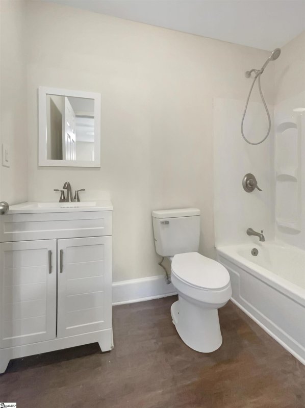 Property image 5 at 5 Broomfield Drive, Greenville, SC 29617