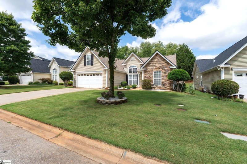Property image 3 at 206 Teaticket Court, Simpsonville, SC 29681-5790