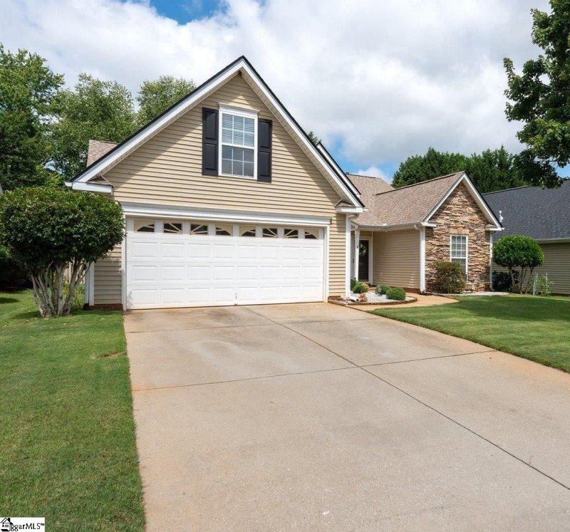 Property image 4 at 206 Teaticket Court, Simpsonville, SC 29681-5790
