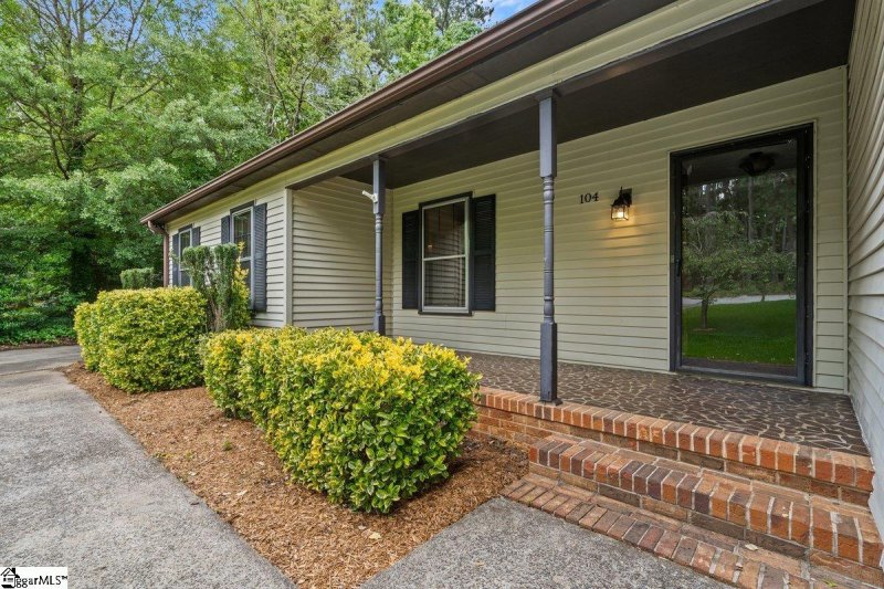Property image 4 at 104 Brandon Court, Simpsonville, SC 29681