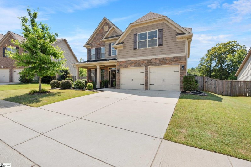 Property image 3 at 191 Willowbottom Drive, Greer, SC 29651