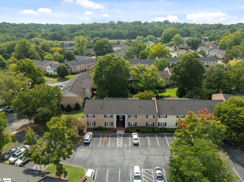 Property image 3 at 925 Cleveland Street, Greenville, SC 29601