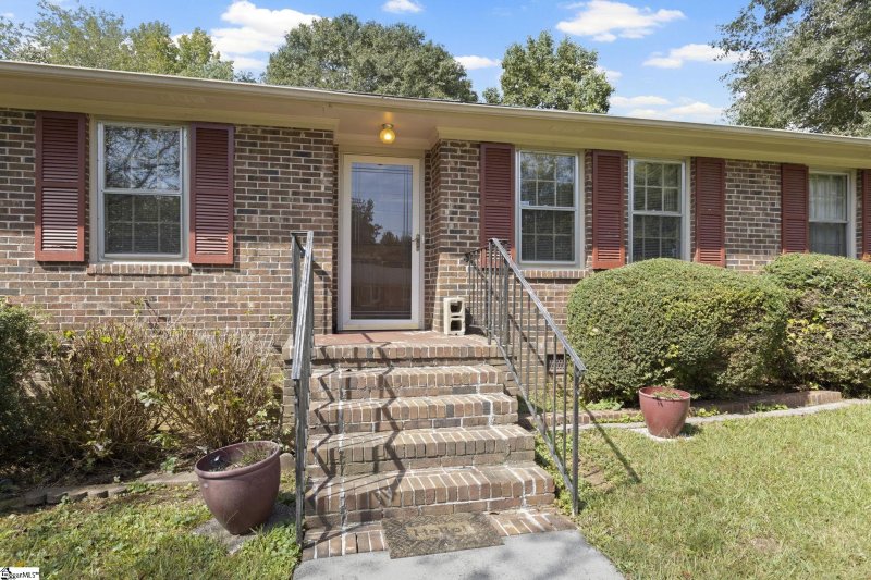 Property image 5 at 127 Brookbend Road, Mauldin, SC 29662