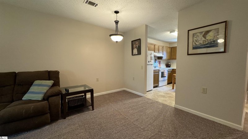 Property image 5 at 207 Lakeside Circle, Greenville, SC 29615