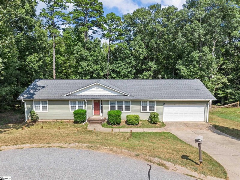 512 Hill Lane