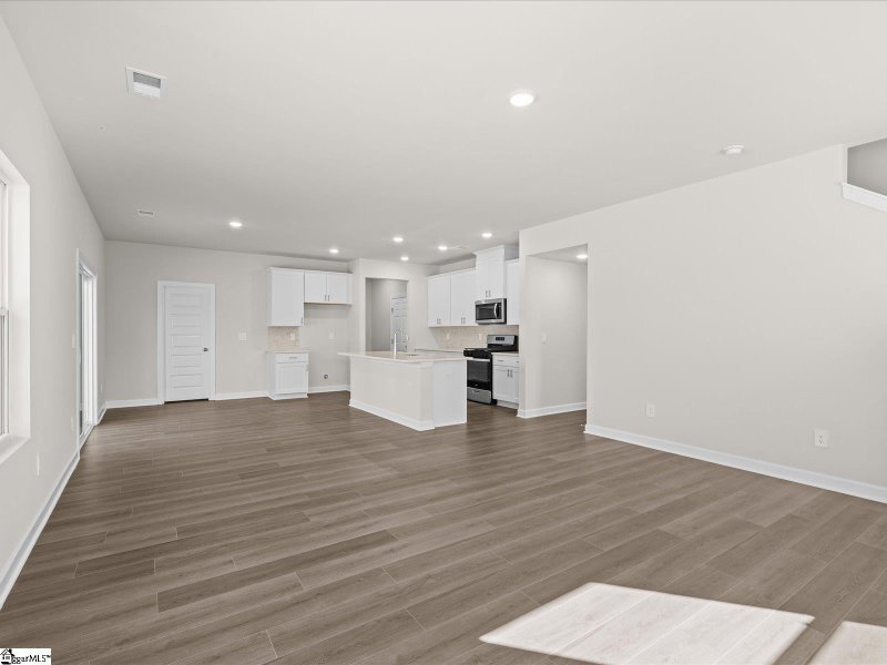 Property image 5 at 132 Martel Drive, Spartanburg, SC 29302