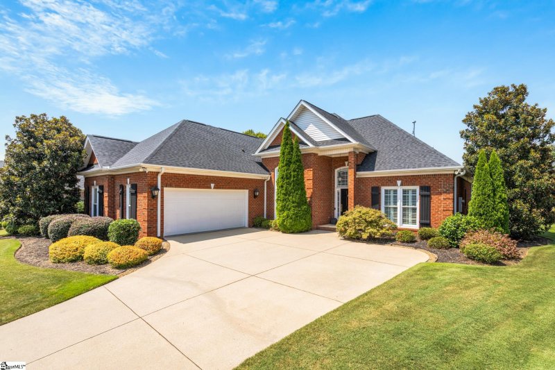 Property image 2 at 3 Toulouse Place, Greenville, SC 29615