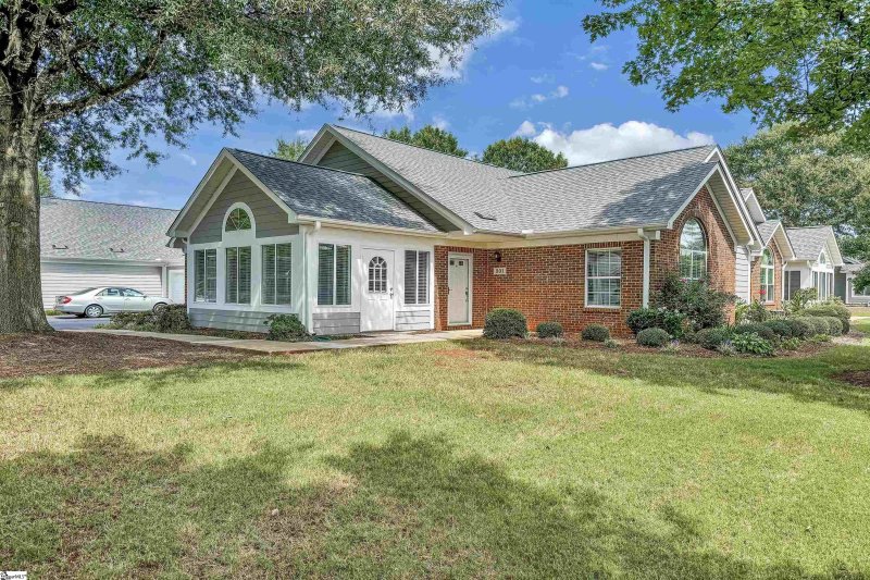 Property image 2 at 301 Heritage Club Drive, Greenville, SC 29615