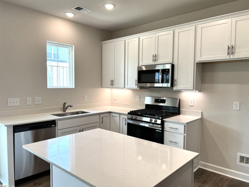 Property image 4 at 203 Crimson Tree Court, Greenville, SC 29607