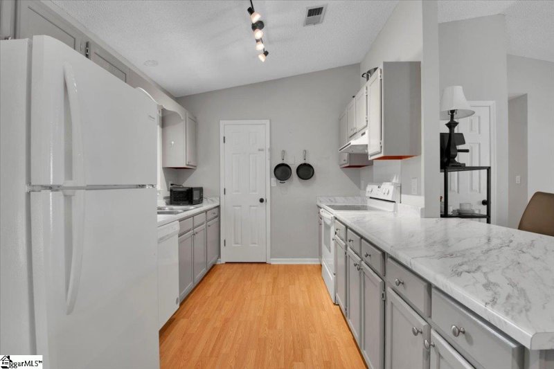 Property image 4 at 29 Chinaberry Lane, Simpsonville, SC 29680