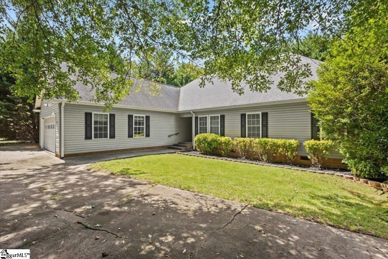 Property image 2 at 3 Pebble Stone Lane, Taylors, SC 29687