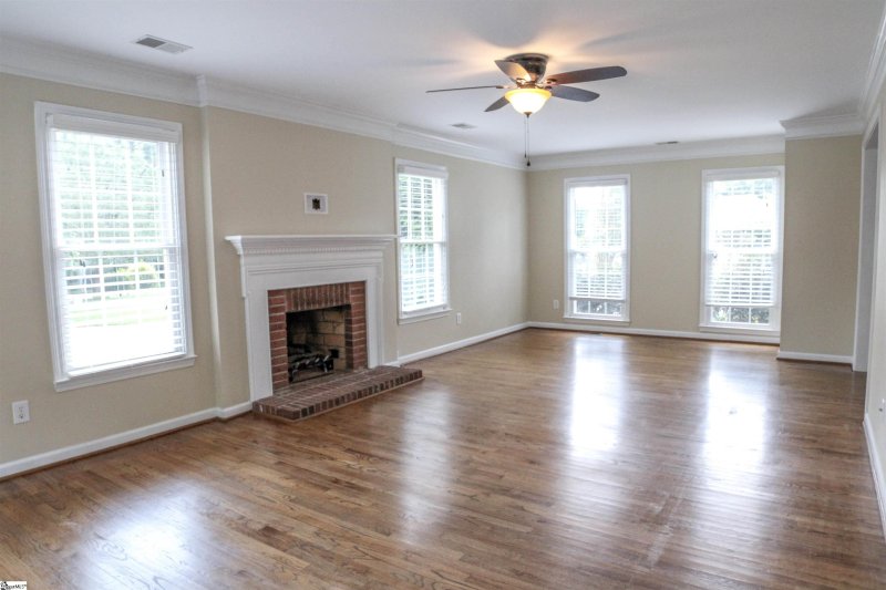 Property image 5 at 1 Golden Oak Court, Simpsonville, SC 29681