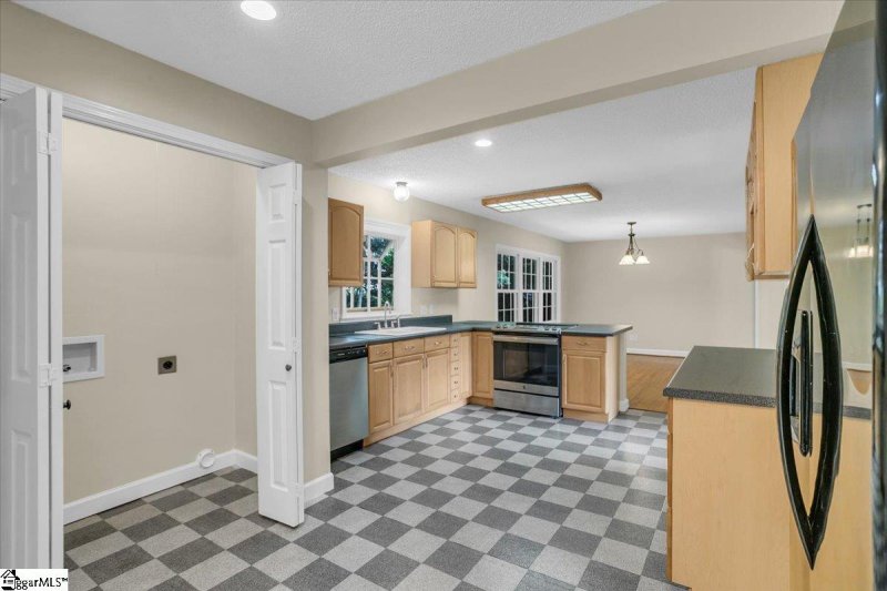 Property image 2 at 207 Forest Drive, Easley, SC 29642