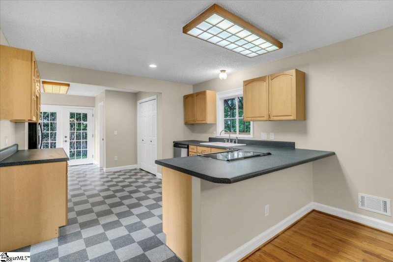 Property image 5 at 207 Forest Drive, Easley, SC 29642