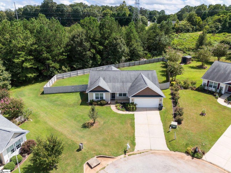 Property image 2 at 814 Efren Point, Lyman, SC 29365