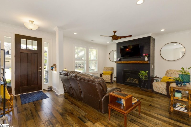 Property image 2 at 15 Cromarty Lane, Simpsonville, SC 29681