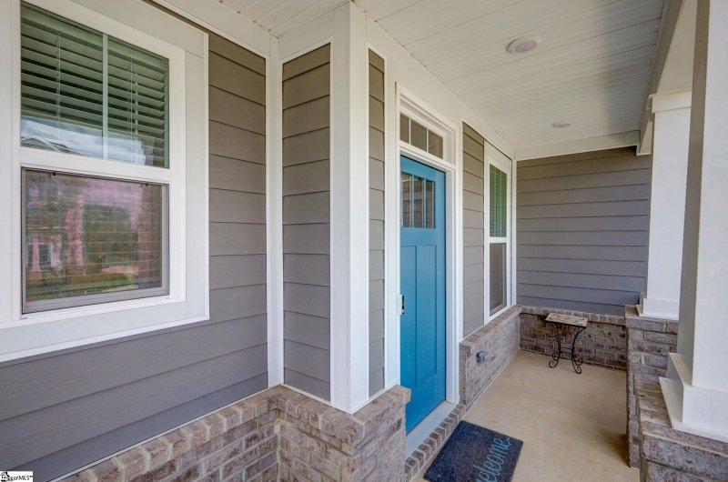 Property image 2 of 36 Elmsley Road in Hollingsworth Park, Greenville, SC 29607