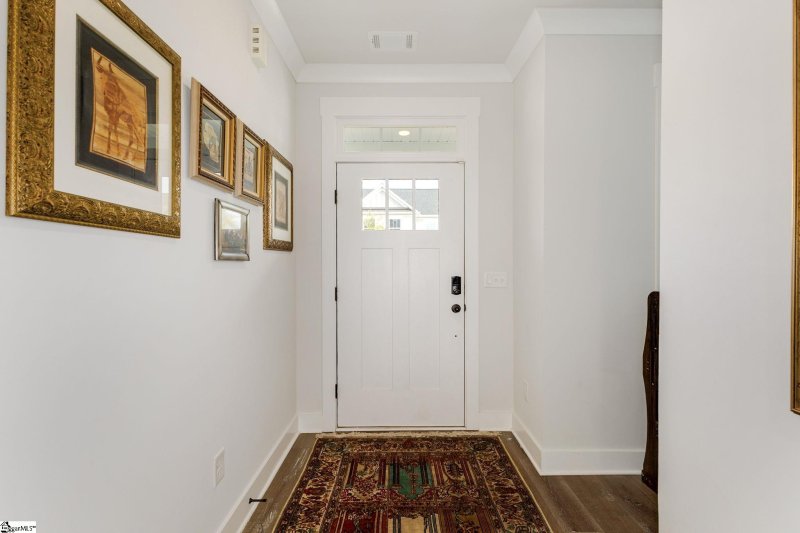 Property image 3 of 36 Elmsley Road in Hollingsworth Park, Greenville, SC 29607