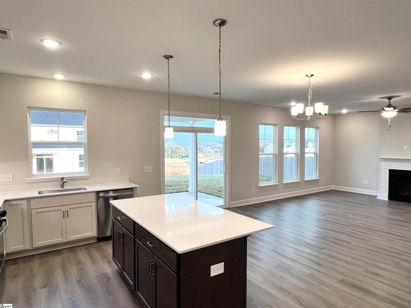 Property image 4 at 114 White Dutch Lane, Greenville, SC 29607