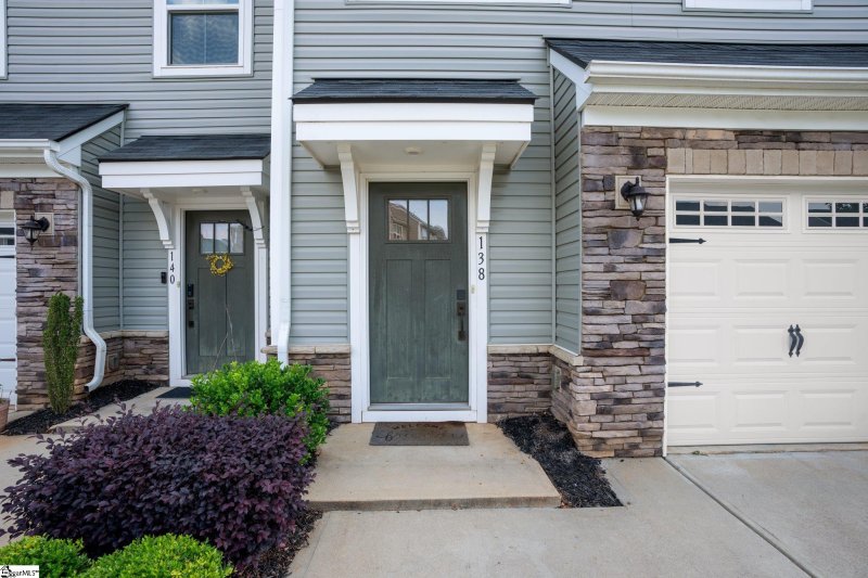 Property image 2 at 138 Roseridge Drive, Simpsonville, SC 29681