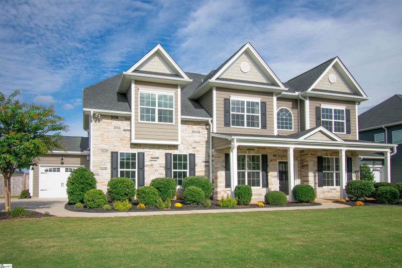 Property image 2 at 204 Lakeway Place, Simpsonville, SC 29681