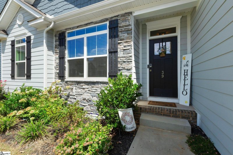 Property image 2 at 39 Arnold Mill Road, Simpsonville, SC 29680