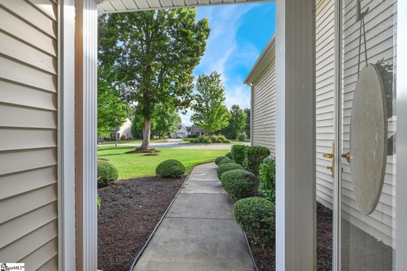 Property image 3 at 121 Largess Lane, Piedmont, SC 29673