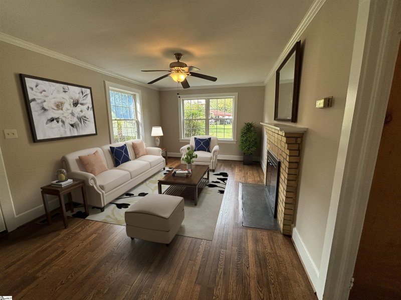 Property image 4 at 122 Converse Street, Greenville, SC 29607